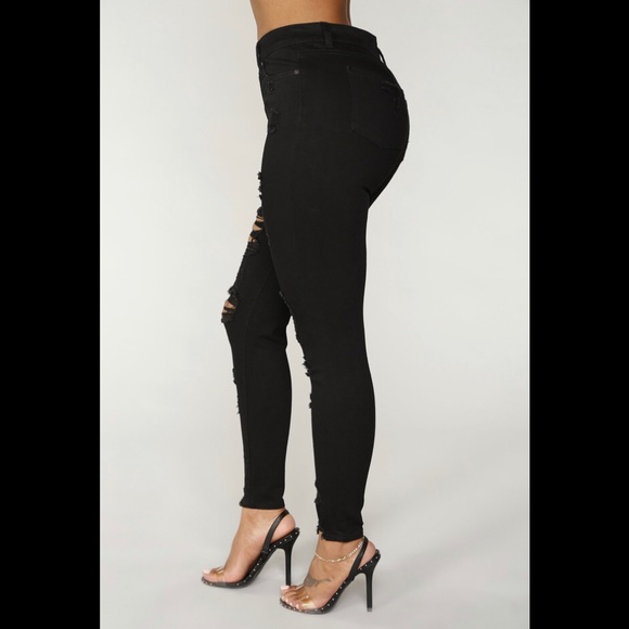 NWOT Fashion Nova High Rise Distressed Black Jeans - Picture 3 of 5
